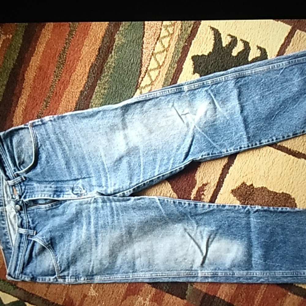 🔨 Carhartt  👖 JEANS, LOTS of Holes w/Wear & Tear 33/34 X 30